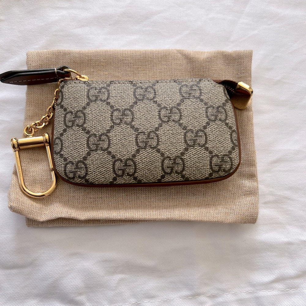 Gucci GG Supreme key pouch